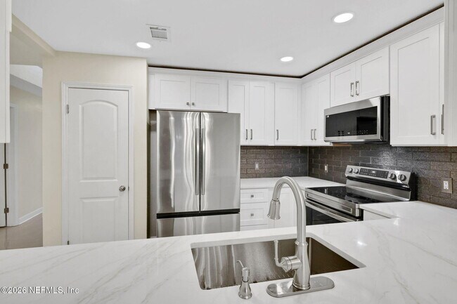 Building Photo - 181 Aruba Ln