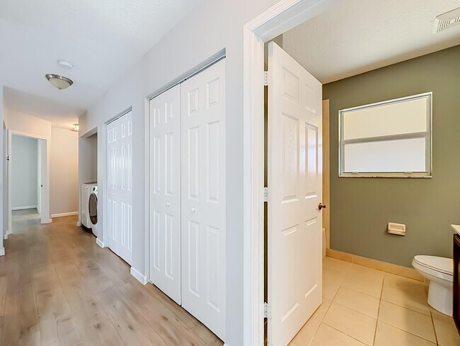 Building Photo - 57 Atwell Dr