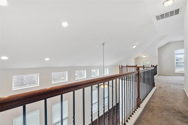 Building Photo - 7337 Menchaca Rd