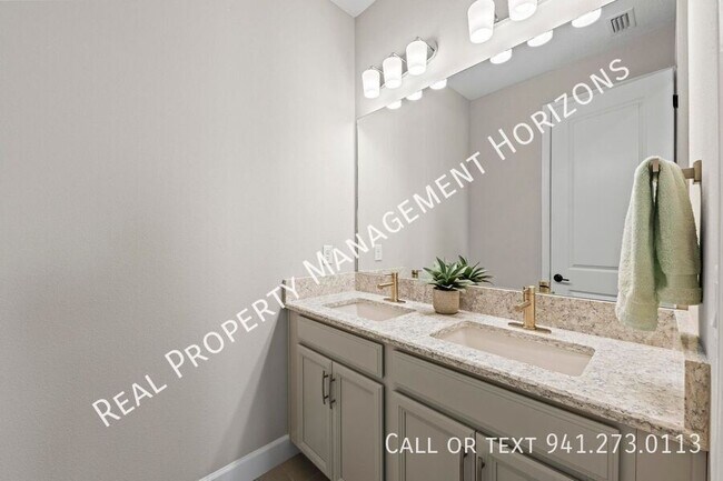 Building Photo - 4430 Pond Brk Ct