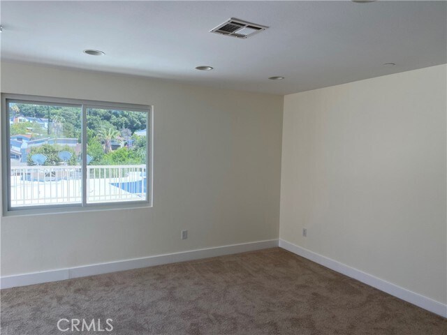 Building Photo - 11851 Laurelwood Dr