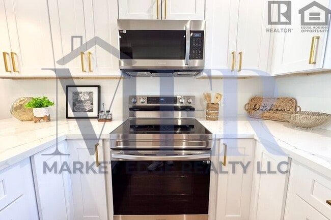 Building Photo - 3Bed/2.5Bath House in Sedona! FIRST MONTH ...