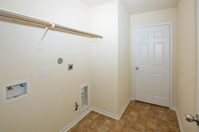 Building Photo - 14910 Hope Hills Ln