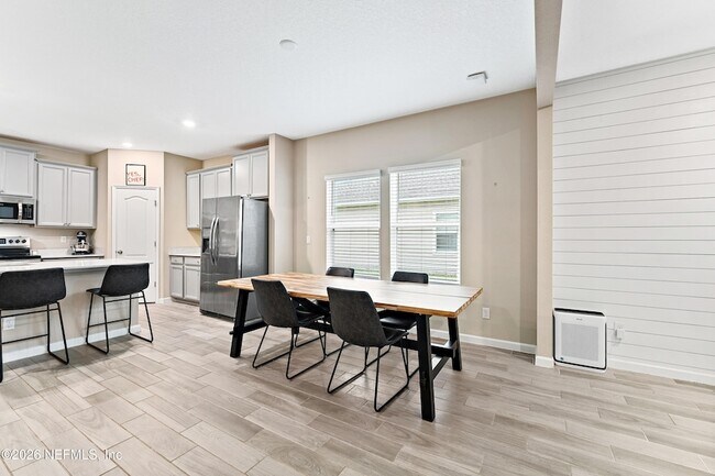 Building Photo - 10206 Powell Creek Ct