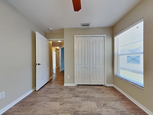 Building Photo - 8415 Canterbury Lake Blvd