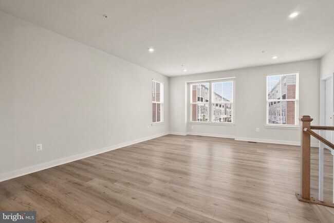 Building Photo - 5507 Greenpoint Ln