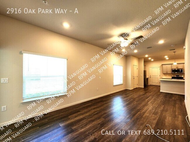 Building Photo - 2916 Oak Park Way