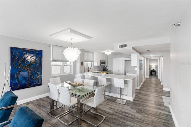 Building Photo - 97 Sunset Dr