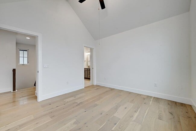 Building Photo - 3115 Chennault St