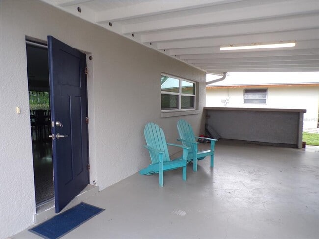 Building Photo - 2195 Gulfview Rd