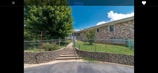 Building Photo - 775 Caribou Rd