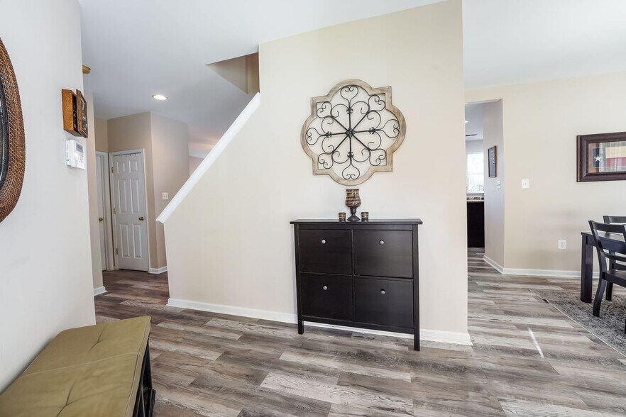 Building Photo - 15575 Catamaran Ct