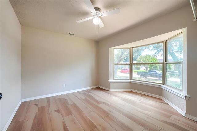 Building Photo - 1273 Valencia Ln