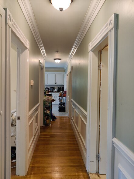 Building Photo - 57 Riverdale St