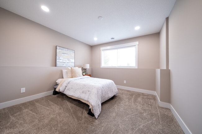 Building Photo - 26391 Preserve Dr