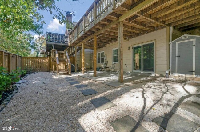 Building Photo - 9801 Burke Pond Ln