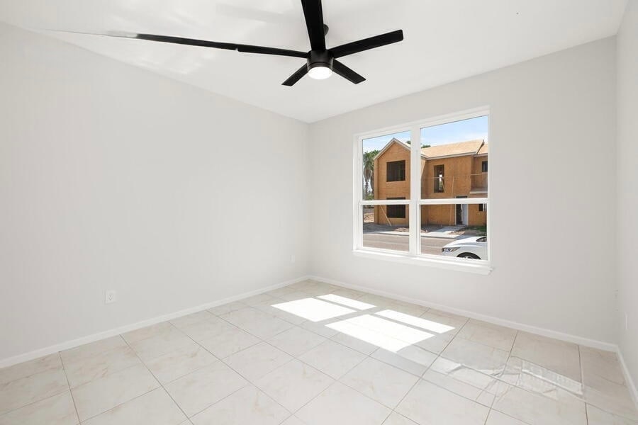 Building Photo - 5405 N Crown Pt