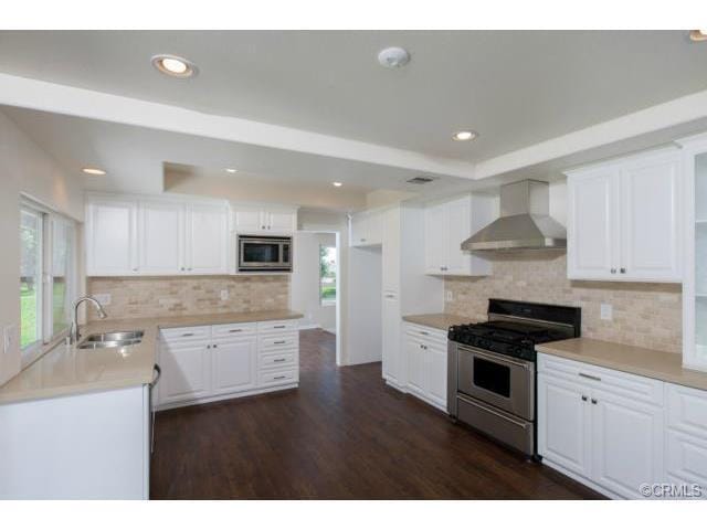 Building Photo - Gorgeous remodeled home in Covina Hills