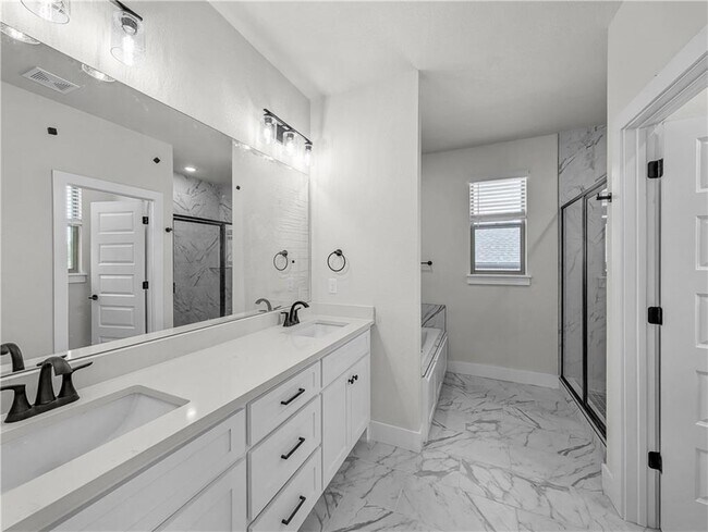 Building Photo - 7962 Teton Trl Ave