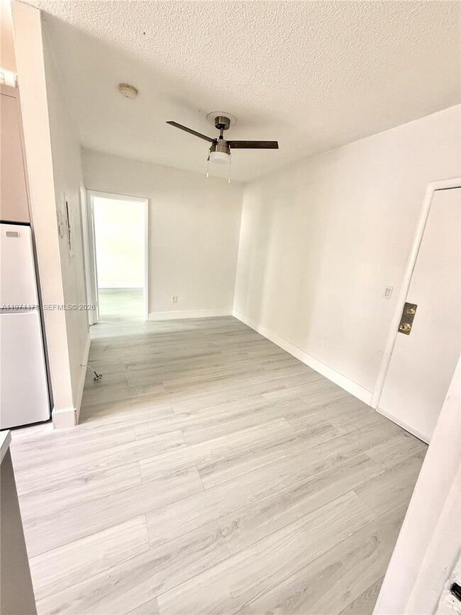 Building Photo - 1043 NW 2nd St