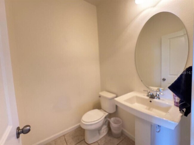 Building Photo - 12377 Streambed Dr