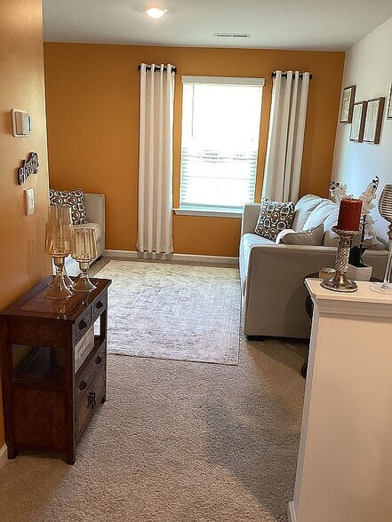 Building Photo - 313 Owens Ridge Way