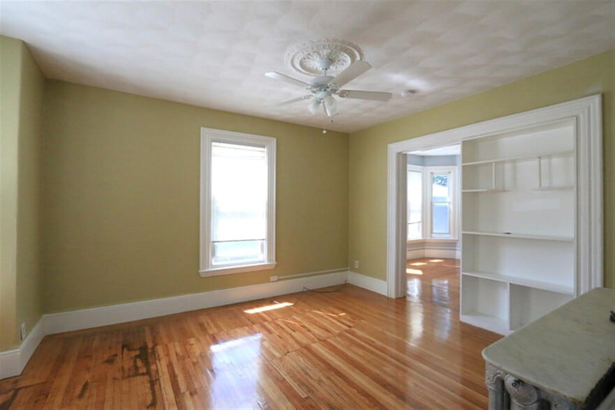 Building Photo - 58 Vinal Ave
