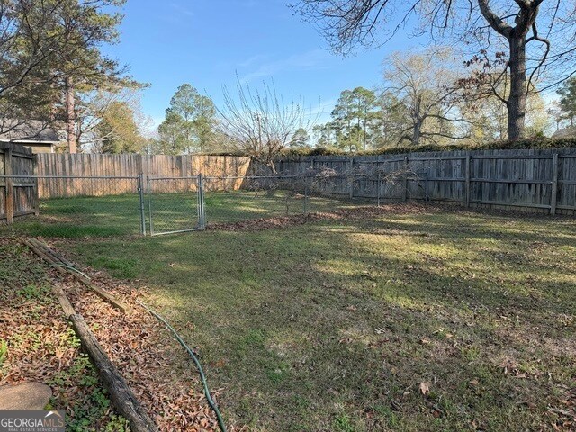 Building Photo - 206 Ridge Cir