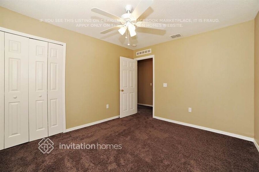 Building Photo - 947 Brenton Leaf Dr