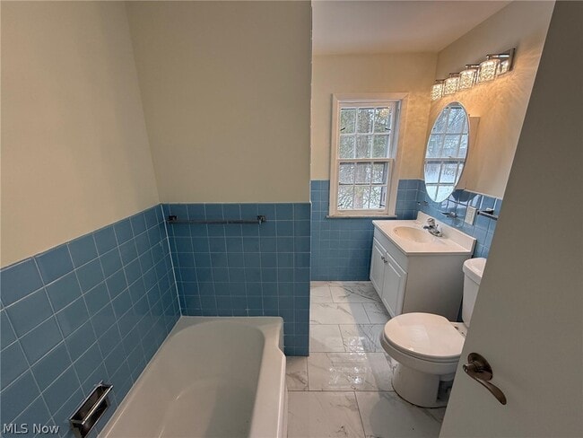 Building Photo - 22350 S Woodland Rd