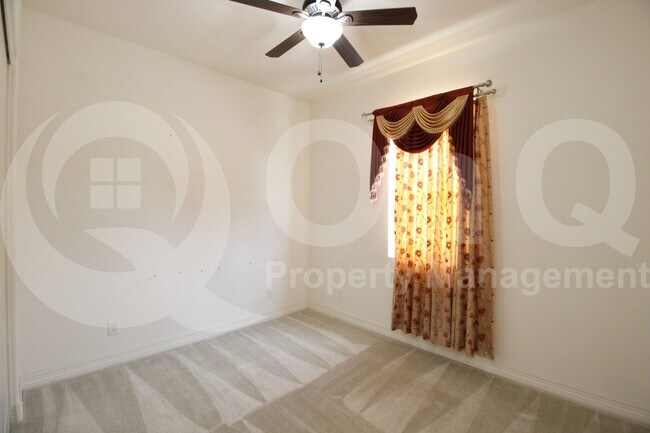 Building Photo - 1781 E Aster Pl