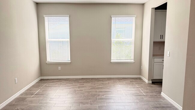 Building Photo - 5911 Fieldmoor Ct