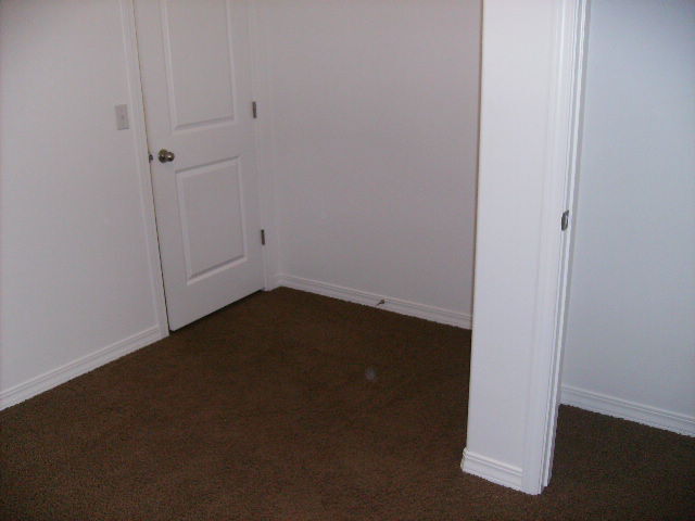 Building Photo - 103 E Mizzou Ct