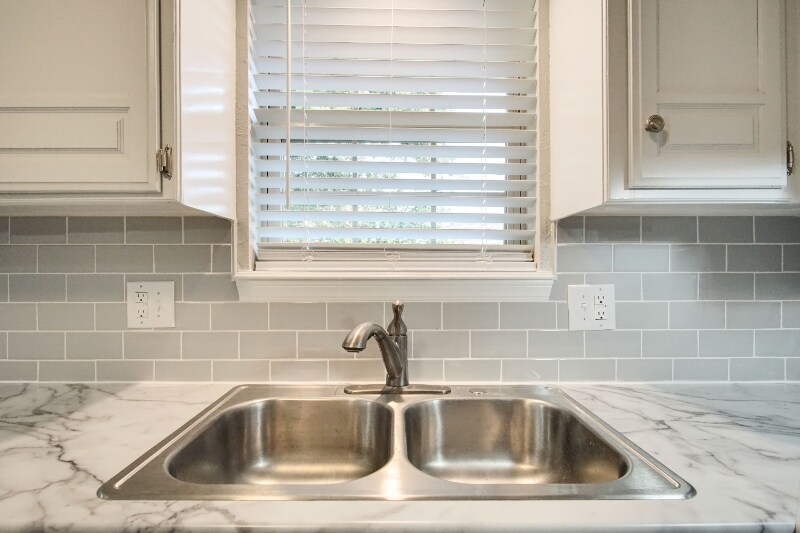 Building Photo - 501 Holly Hill Rd