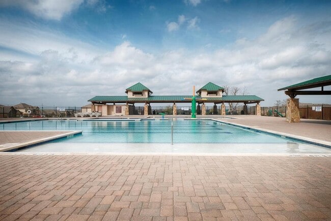 Building Photo - 8333 Paola St