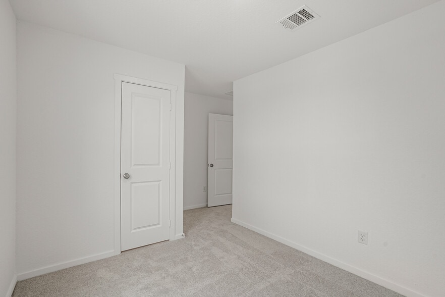 Building Photo - 7638 Aston Peak