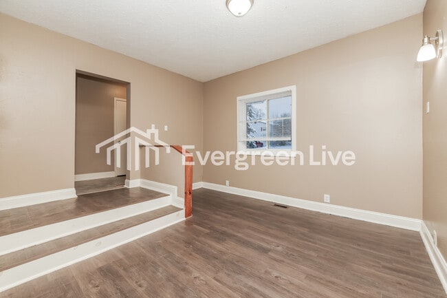 Building Photo - 5336 Tucson Dr