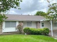 Building Photo - 534 Glenvale Dr