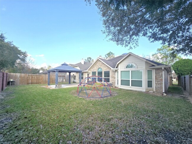 Building Photo - 2614 Parkbriar Ln