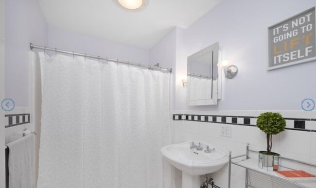 Building Photo - 169 Washington St