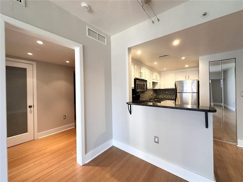 Building Photo - 199 14th St NE