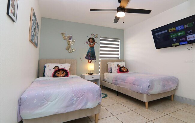 Building Photo - 1470 Wedge Way