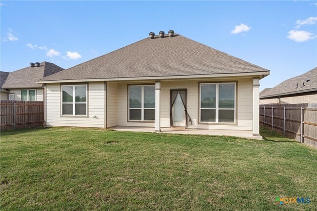 Building Photo - 1037 Shelby Dr