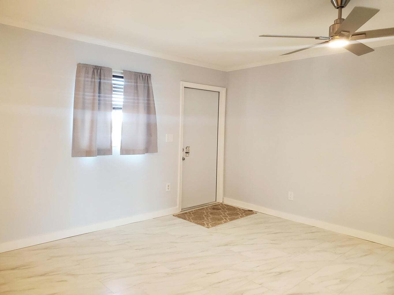 Building Photo - 201 Coppitt Rd