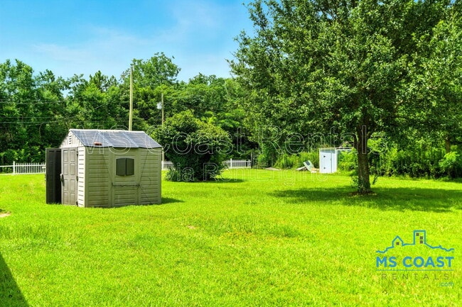 Building Photo - 13001 Old Fort Bayou Rd
