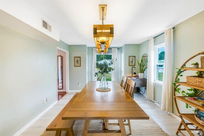 Building Photo - 4261 Obregon Dr