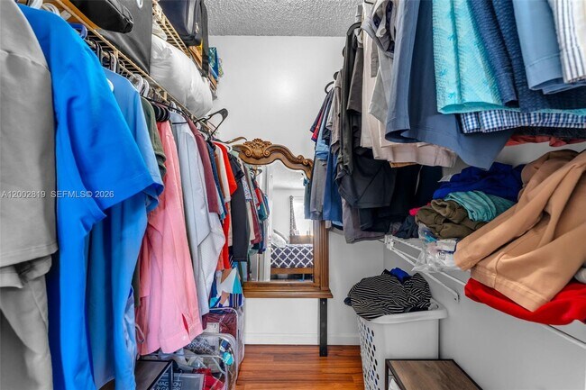 Building Photo - 10630 SW 157th Ct