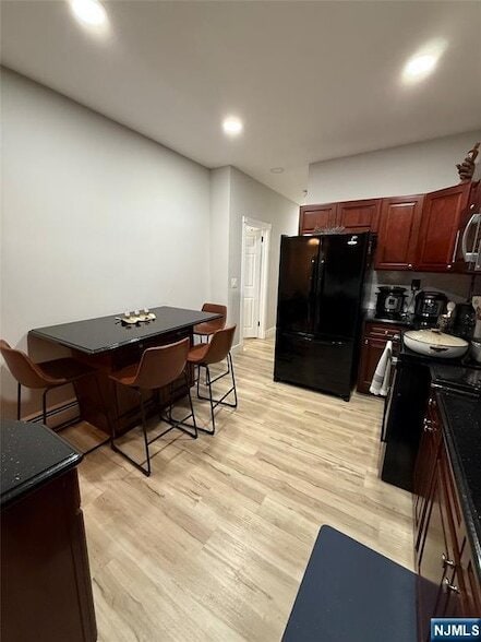 Building Photo - 1502 39th St