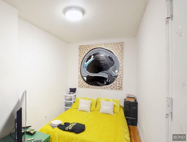 Building Photo - 0 bedroom in Manhattan NY 10003