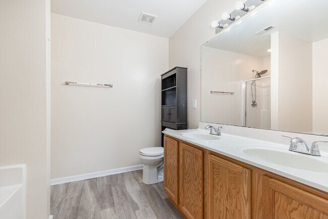 Building Photo - Room to Breathe! 5 Bedroom Home in Desirable Rolesville Location on .48 Acres